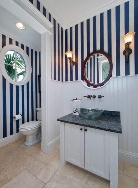 Colorful Captiva interior design: bathroom