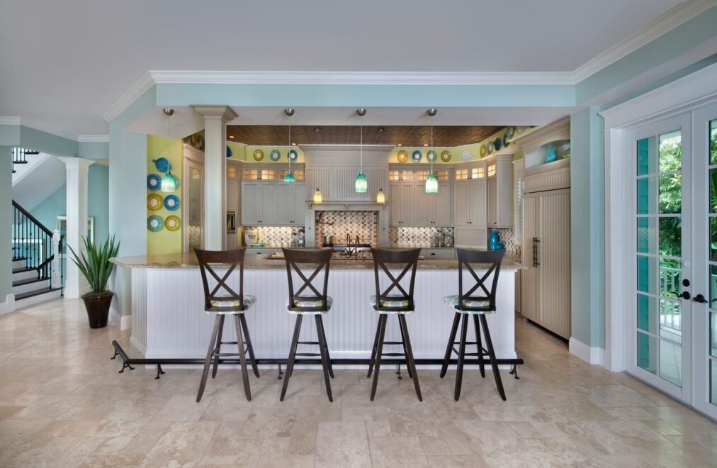 Colorful Captiva interior design: kitchen