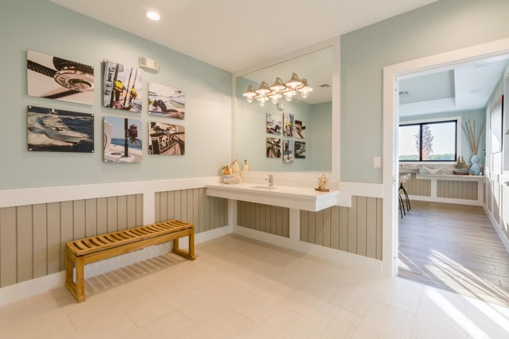 Marine Max interior design: bathroom
