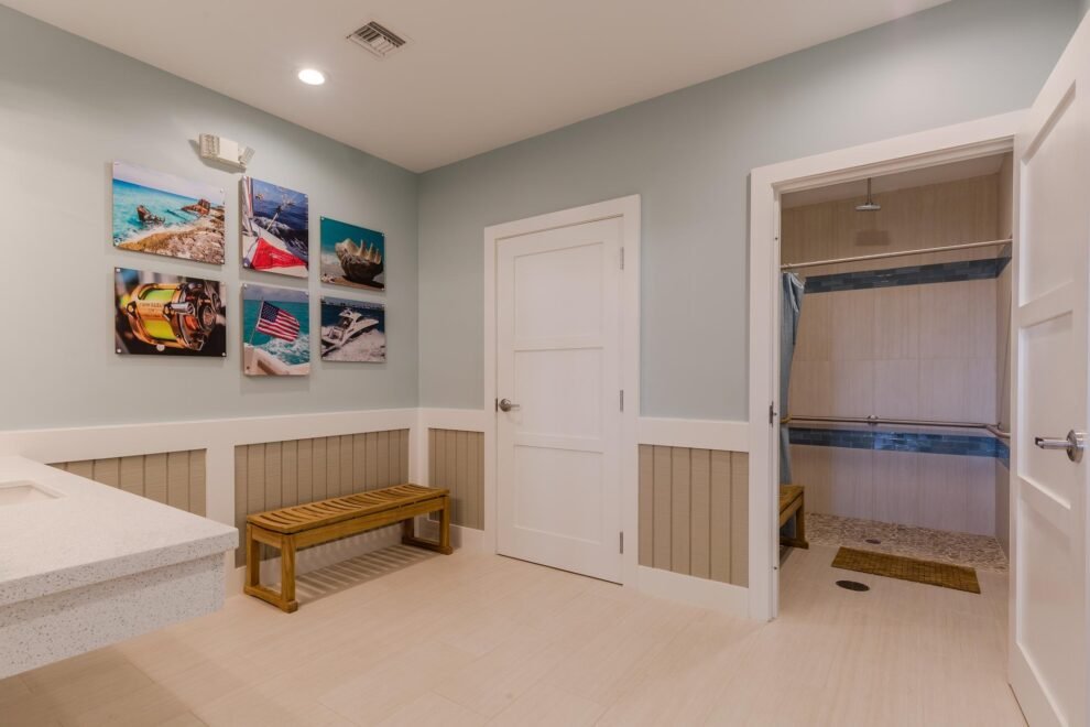 Marine Max interior design: bathroom