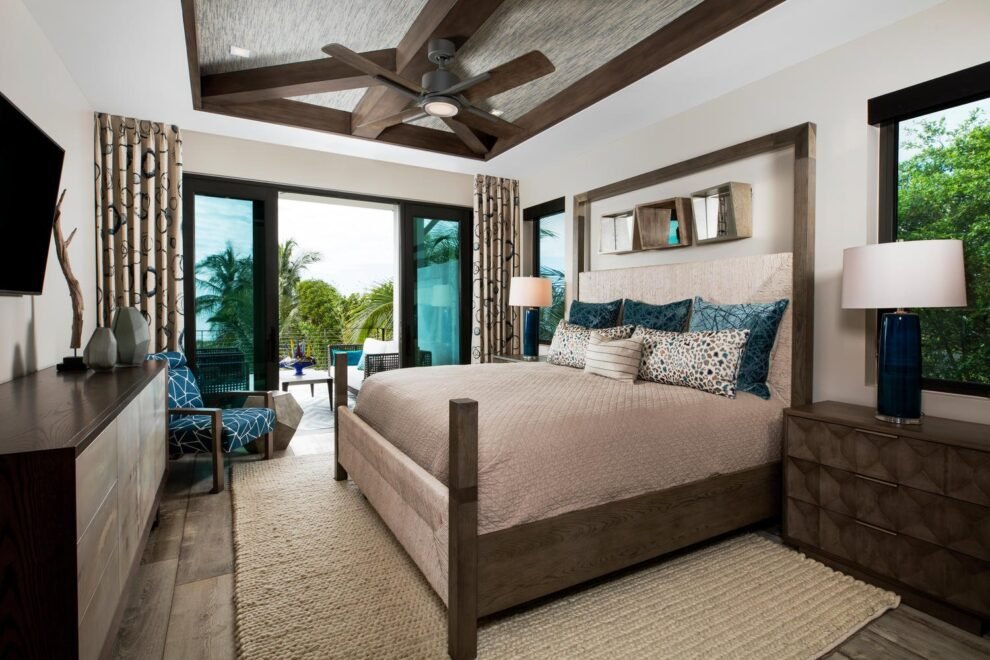 Modern Rustic Captiva interior design: bedroom