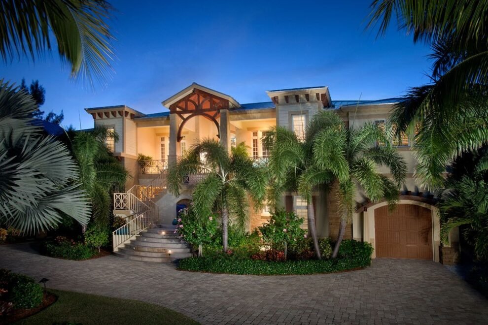 Paradise on Captiva interior design: exterior view