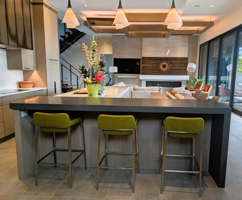 Retro Captiva interior design: interior view