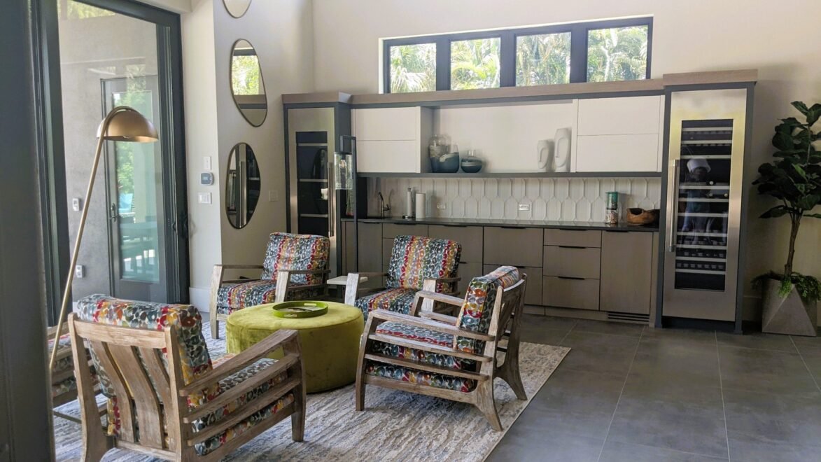 Retro Captiva interior design: interior view