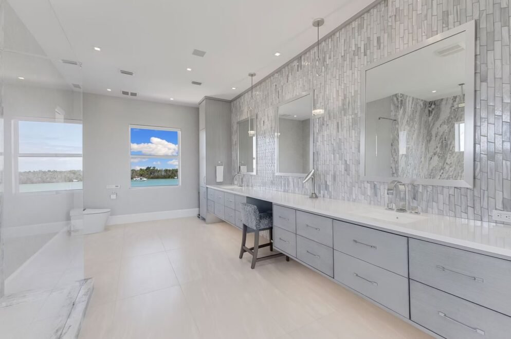 Tarpon Bay interior design: interior view